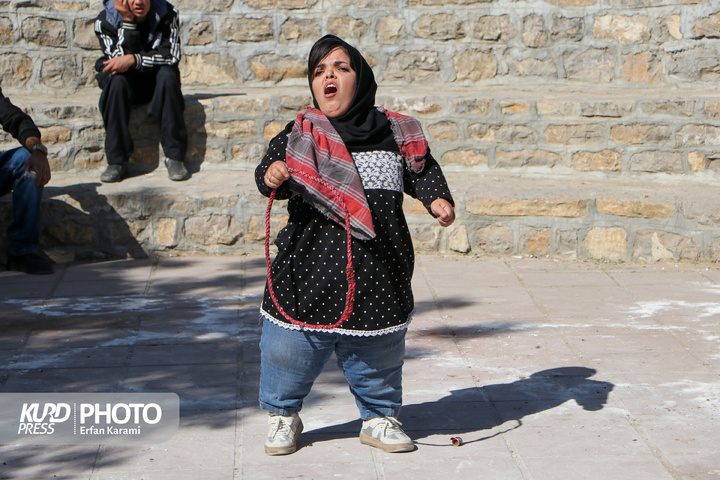 روز چهارم هجدهمین دوره جشنواره بین المللی تئاتر خیابانی مریوان / عکاس : عرفان کرمی