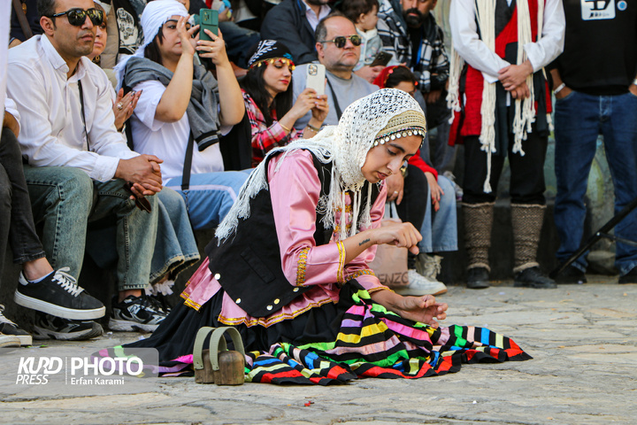 روز چهارم هجدهمین دوره جشنواره بین المللی تئاتر خیابانی مریوان / عکاس : عرفان کرمی