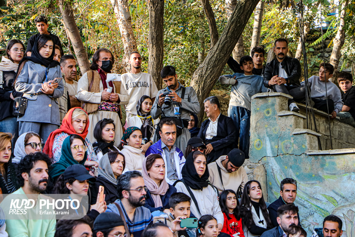 روز چهارم هجدهمین دوره جشنواره بین المللی تئاتر خیابانی مریوان / عکاس : عرفان کرمی