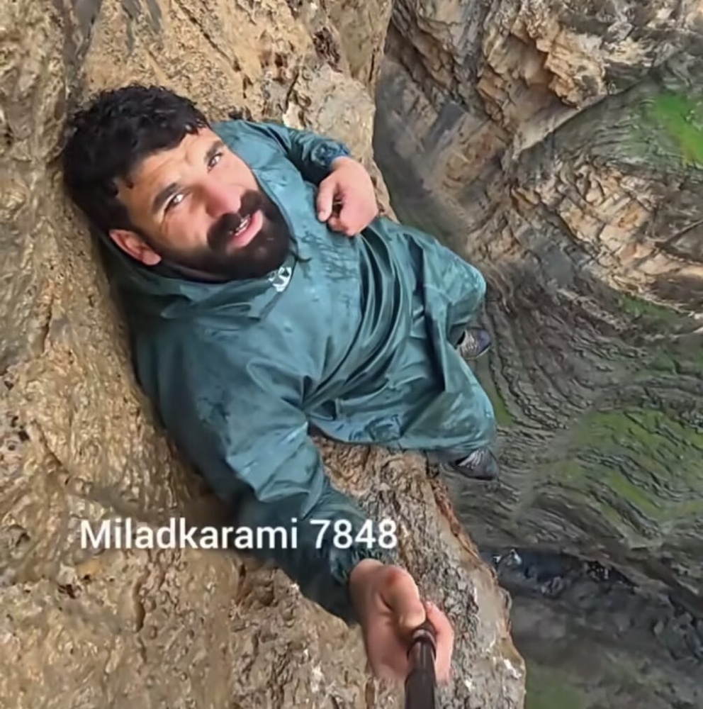 آقای «وضعتان چوینه» به میراث فرهنگی ایلام آمد