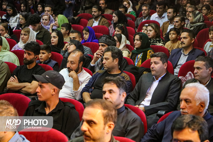 اختتامیه هجدهمین جشنواره بین المللی تئاتر خیابانی مریوان / عکاس : عرفان کرمی