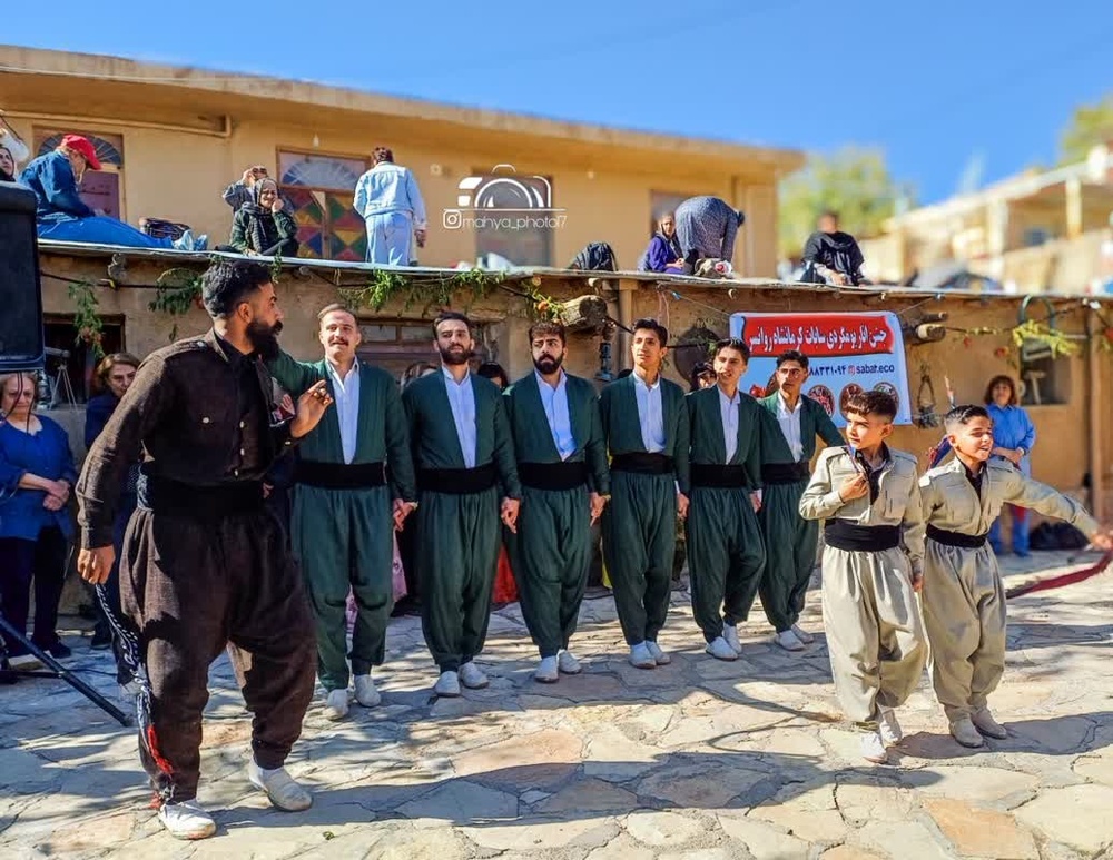 برگزاری اولین جشن بزرگ انار در روانسر دروازه اورامانات