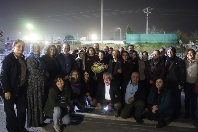 سمرا گُزل آزاد شد: مبارزه ما تا آزادی کامل ادامه دارد + فیلم