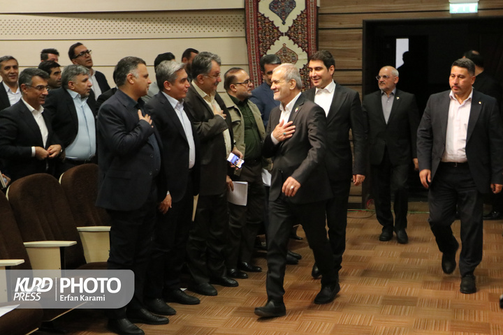 سفر رئیس‌جمهور به کردستان/ عکاس : عرفان کرمی