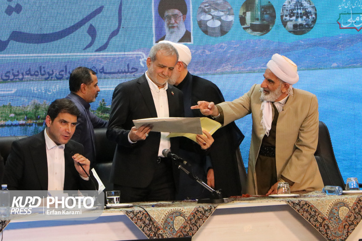 سفر رئیس‌جمهور به کردستان/ عکاس : عرفان کرمی