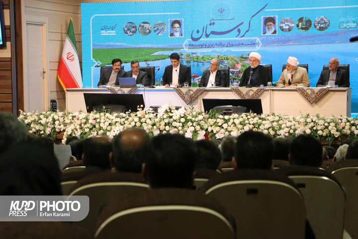 سفر رئیس‌جمهور به کردستان/ عکاس : عرفان کرمی