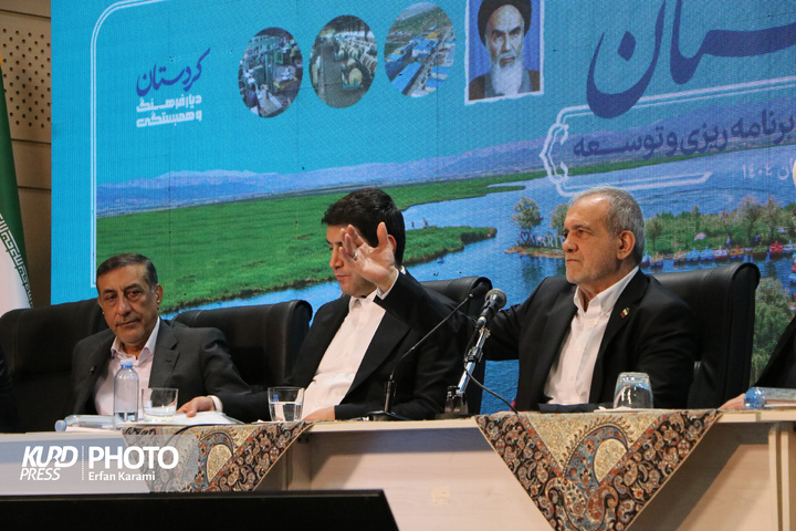 سفر رئیس‌جمهور به کردستان/ عکاس : عرفان کرمی