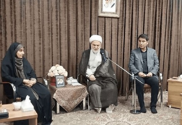 توسعه زیرساخت‌های جاده‌ای و رفع مشکل زمین مسکن نیاز فوری کردستان است