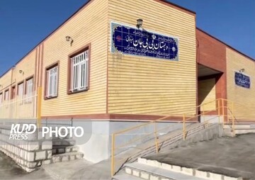 «محمدرضا شفیعی کدکنی» در قروه مدرسه ساخت