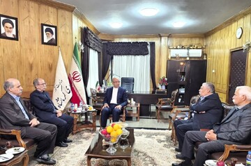 طرح مطالبات جامعه یارسان در دیدار با استاندار کرمانشاه