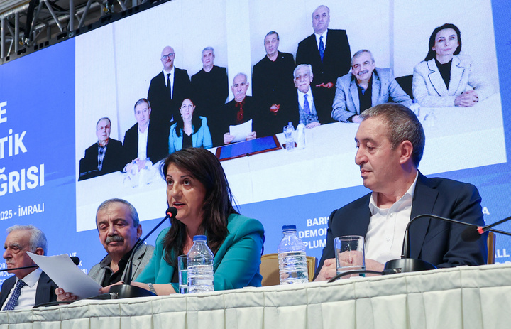 ارتباط صلح میان ترکیه و پ.ک.ک با کردستان سوریه