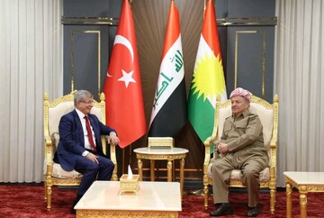 دیدار مسعود بارزانی با احمد داوداوغلو در دهوک؛ تأکید بر روابط اقلیم و ترکیه