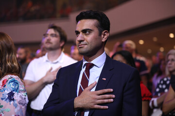 تماس نماینده کنگره آمریکا با مظلوم کوبانی