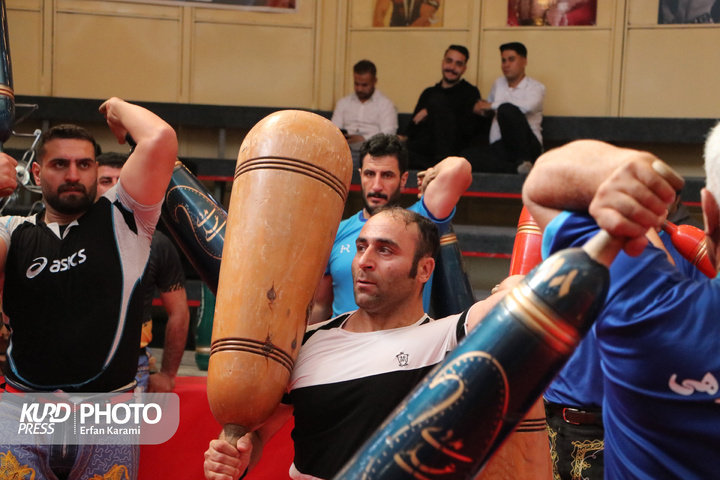 مراسم یادبود پهلوان (( نبی کردی ))/ عکاس : عرفان کرمی