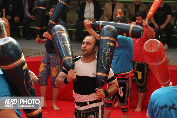 مراسم یادبود پهلوان (( نبی کردی ))/ عکاس : عرفان کرمی