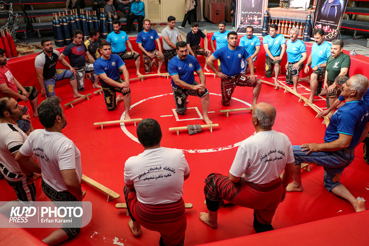 مراسم یادبود پهلوان (( نبی کردی ))/ عکاس : عرفان کرمی