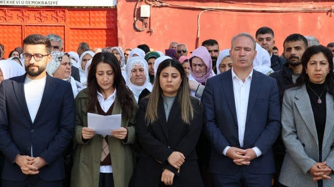 اعتراض دم پارتی به تهدید شهرداران مشترک جزیر شرناخ توسط رئیس پلیس امنیت