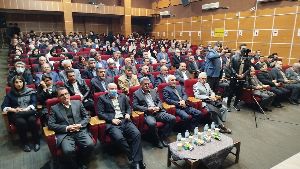 زبان و ادبیات کُردی در ایلام متحول شده است