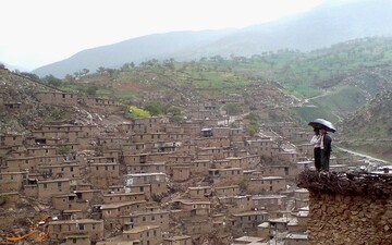 نجواهای‌ گوناگون‌ با باران /  حبیب الله مستوفی