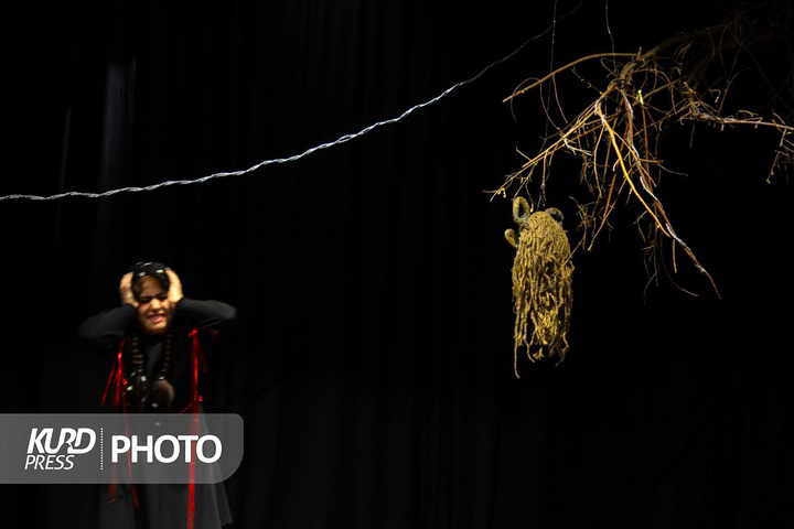 تئاتر استانی سقز