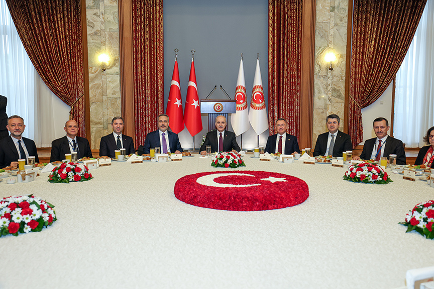 کورتولموش: مبارزه با PKK تریلیون ها دلار خسارت به ترکیه زده است