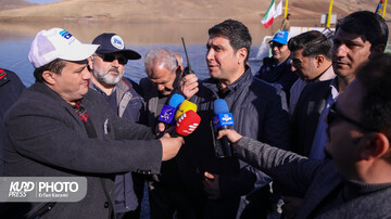 چراغ ویس لب خشکیده بانه را تٓر می کند 