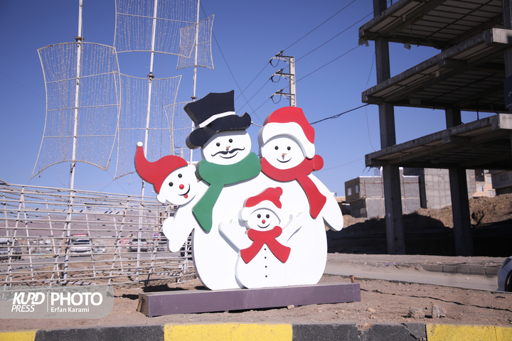 بازار شب یلدا سنندج در آخرین روز پاییز / عکاس : عرفان کرمی