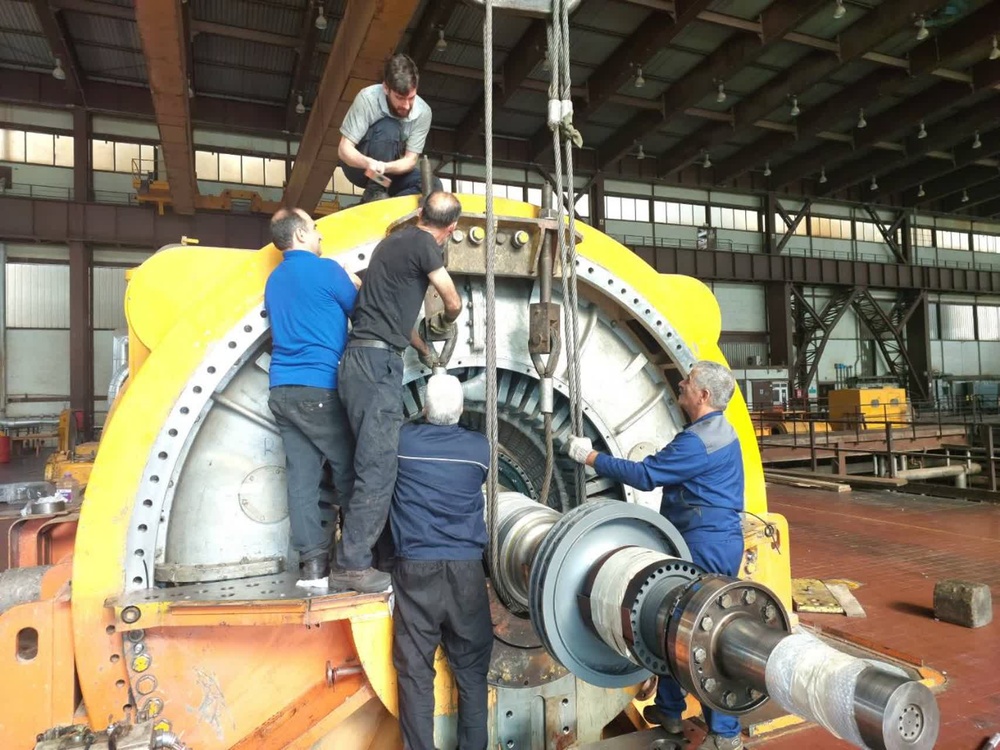 واحد یک بخار نیروگاه حرارتی در مدار تولید قرار گرفت