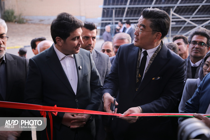 تحویل تجهیزات اهدایی سفارت جمهوری کره‌جنوبی به آموزش فنی و حرفه‌ای کردستان / عکاس:عرفان کرمی