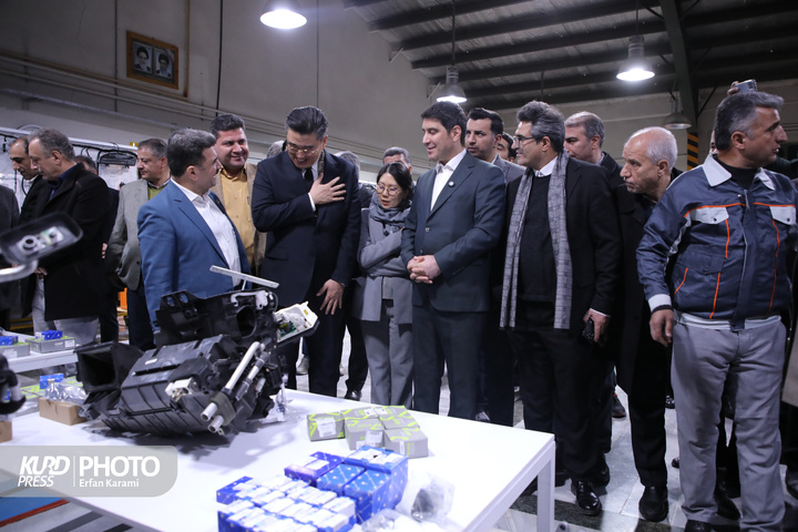 تحویل تجهیزات اهدایی سفارت جمهوری کره‌جنوبی به آموزش فنی و حرفه‌ای کردستان / عکاس:عرفان کرمی