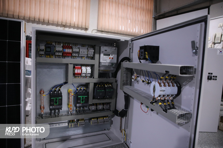 تحویل تجهیزات اهدایی سفارت جمهوری کره‌جنوبی به آموزش فنی و حرفه‌ای کردستان / عکاس:عرفان کرمی