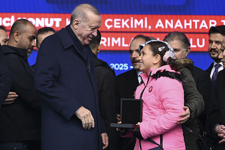 ترک، عرب، کرد و ترکمن یک ملت‌اند/ ترکیه نسبت به سوریه و جغرافیای فرهنگی منطقه مسئول است