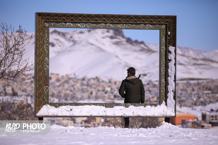 تولد دوباره سنندج پس از بارش برف / عکاس : عرفان کرمی