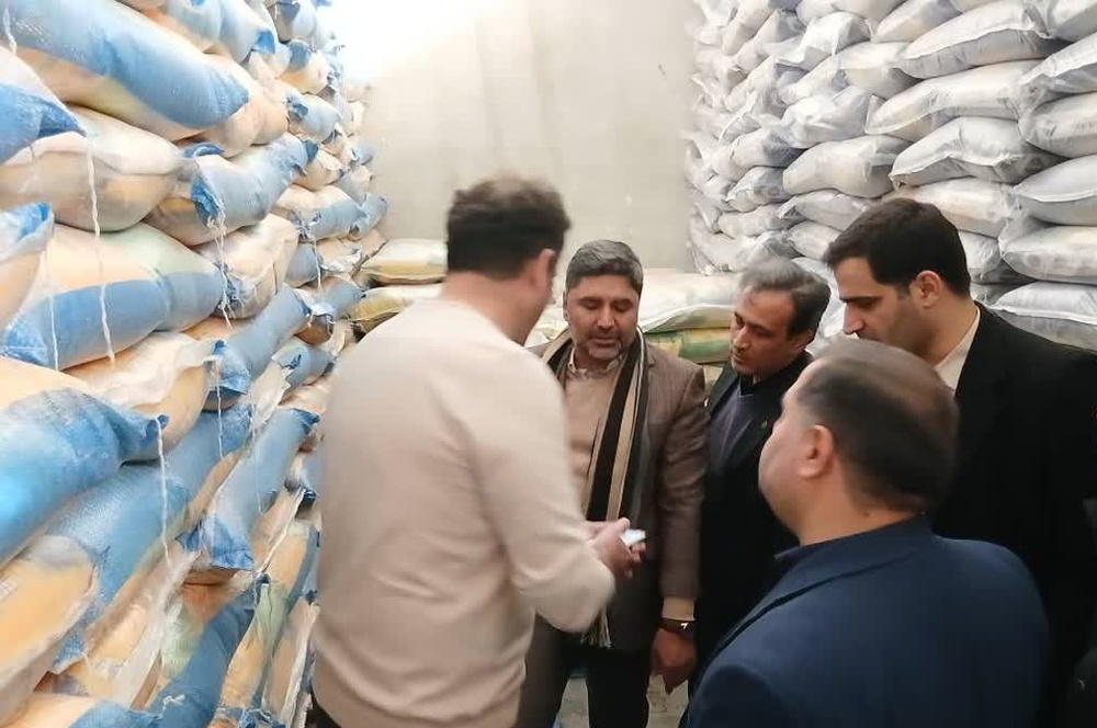 توزیع منظم و مداوم کالاهای اساسی در بازار کرمانشاه