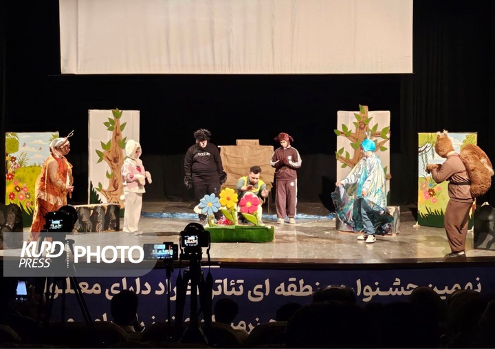 اجرای شش نمایش صحنه ای و خیابانی/خودباوری حرف اول و آخر شد