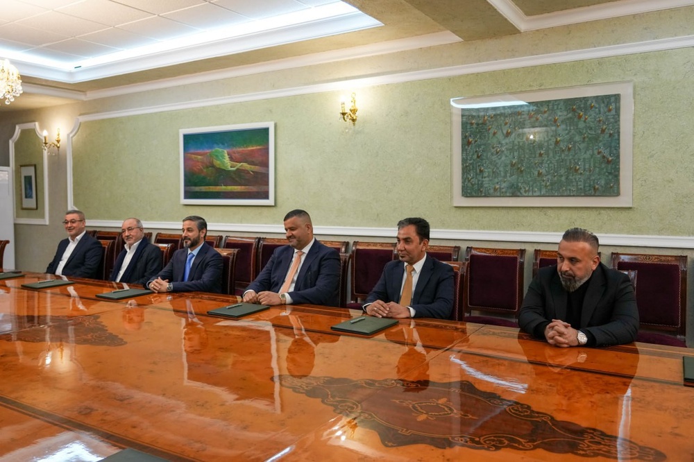 هیأت عالی دفتر سیاسی صادقون با بافل طالبانی دیدار کرد