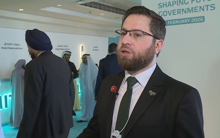 The employees of the self-governing administration of North and East Syria join the government institutions