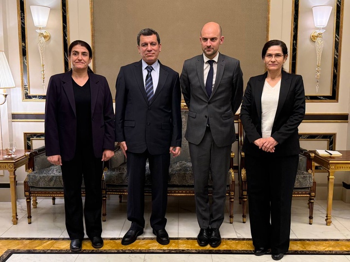 The meeting between Mazloum Abdi and the French Foreign Minister in Erbil