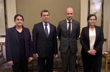 نقش فرانسه در حل مسئله کردهای سوریه