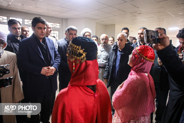 سفر استاندار به مریوان در هشتمین روز از دهه فجر/عکاس:عرفان کرمی