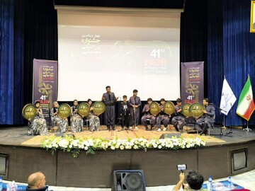 اجرای گروه‌های موسیقی در جشنواره فجر کرمانشاه