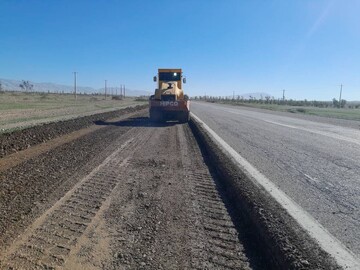 پیشرفت ۷۵ درصدی پروژه رفع نقاط حادثه‌خیز محور مهران دهلران