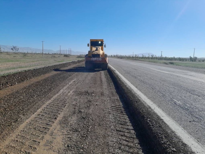 پیشرفت ۷۵ درصدی پروژه رفع نقاط حادثه‌خیز محور مهران دهلران