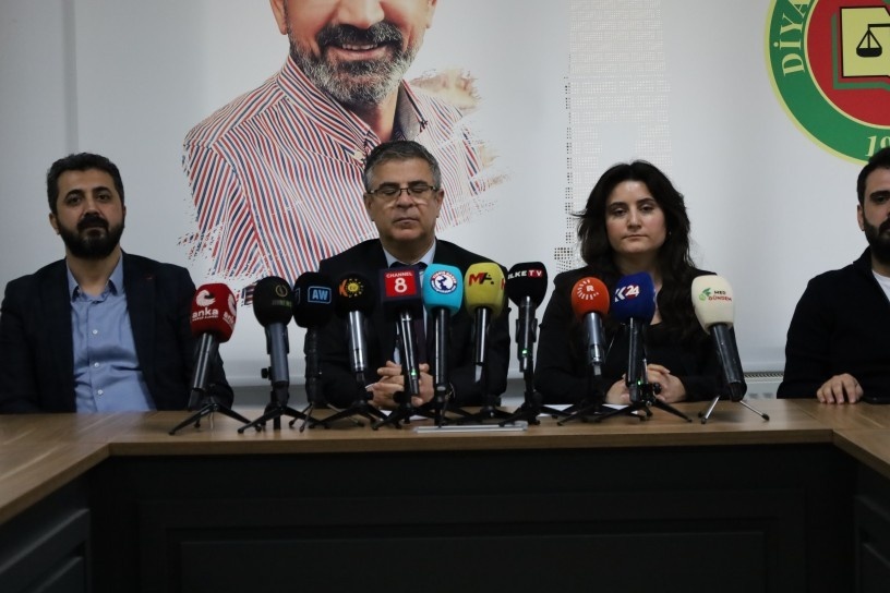 کانون وکلای آمد: PKK باید از فهرست سازمان های تروریستی خارج و امنیت اعضای آن فراهم شود