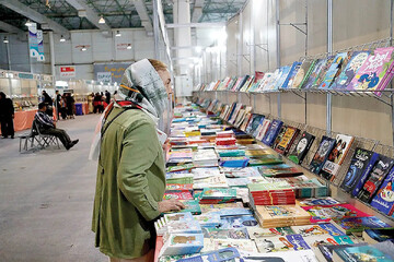 فروش ١٢ هزار جلد کتاب در نمایشگاه سراسری کتاب ارومیه