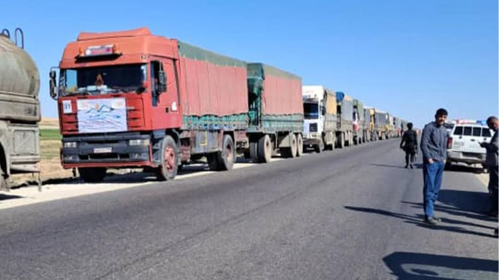 ۱۷ کامیون کمک‌های انسان‌دوستانه به کوبانی رسیدند