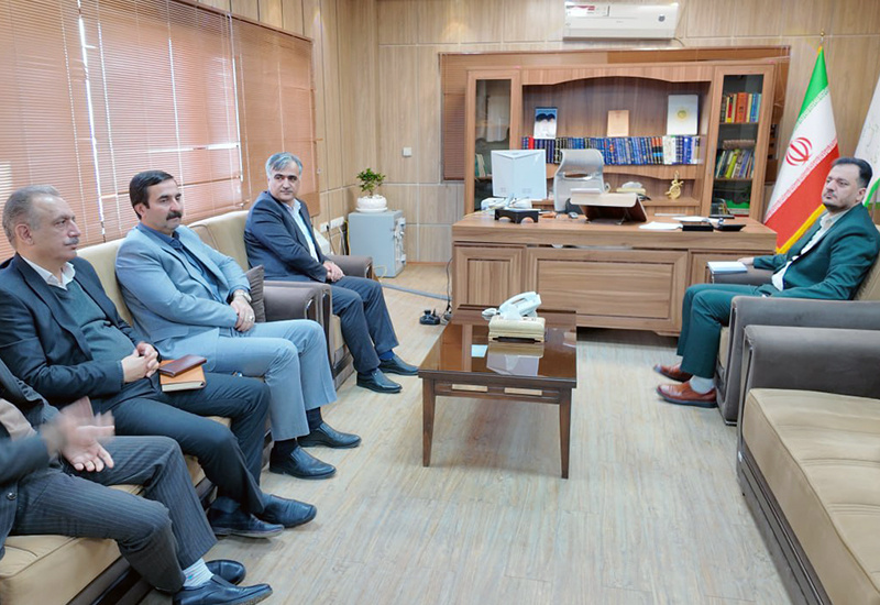 نارضایتی های مردم را باید با جدیت دنبال کرد و با تخلفات برخورد قانونی شود