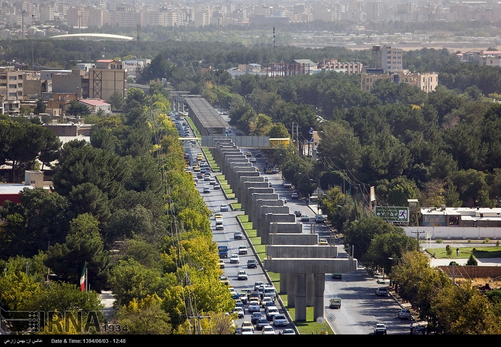 واکاوی حکمرانی خوب و تخصیص بهینه منابع در توسعه شهری کرمانشاه / کیومرث محمدی