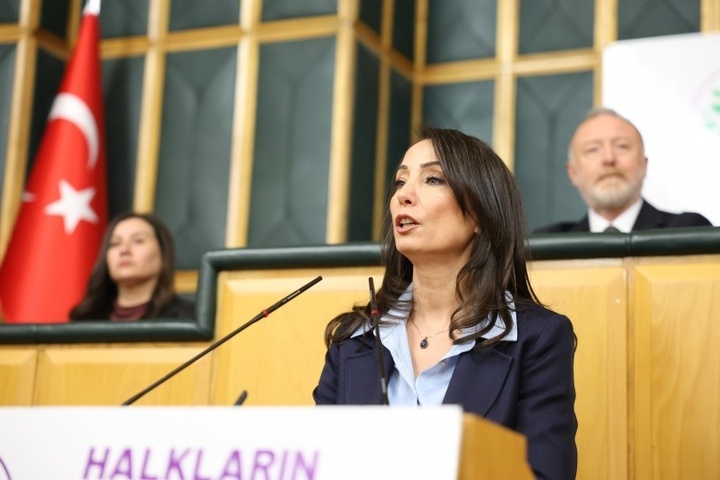 ڕاپۆرتی کۆمیسیۆنی ئاشتی، پرسی کوردی بەڕوونی پێناسە نەکردوە و هەنگاوی بۆ چارەسەر نەناوە