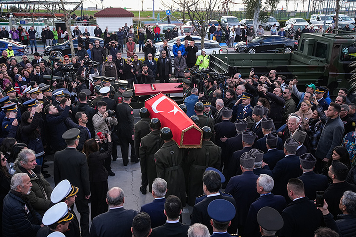 F-16 fighter crash in Balik Asir; The pilot of the Turkish Air Force died